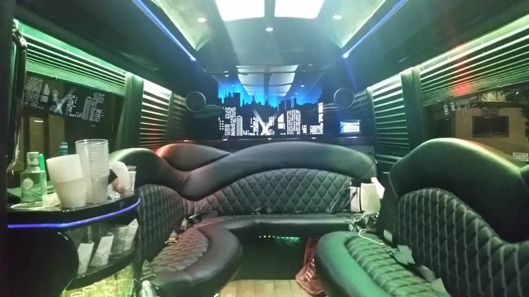 Luxury limousine service